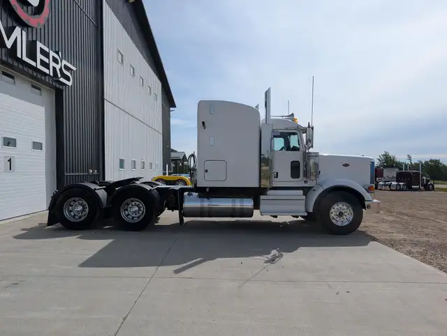 2019 PETERBILT 367 in Heavy Trucks in Kamloops - Image 5