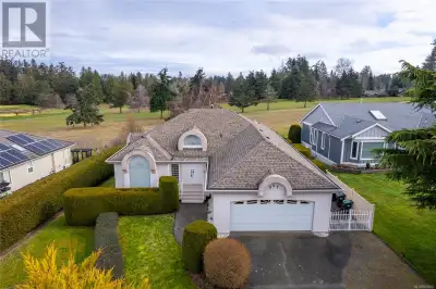 Discover the perfect blend of comfort and location with this rancher backing onto the 16th hole of E...