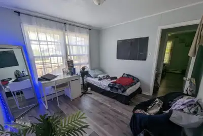 $1025 Bedroom for Rent! in Burlington - Roseland All inclusive, View more