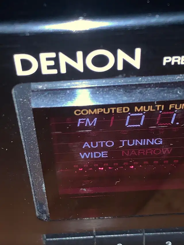 Denon DRA-835R AM/FM Audio Video Stereo Receiver in Stereo Systems & Home Theatre in City of Toronto - Image 2