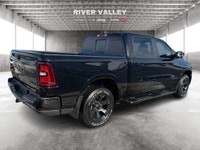 ADAPTIVE CRUISE CONTROL, TRAILER HITCH, REMOTE ENGINE START, AUTO HIGH-BEAM HEADLIGHTS, HEATED DOOR... (image 2)