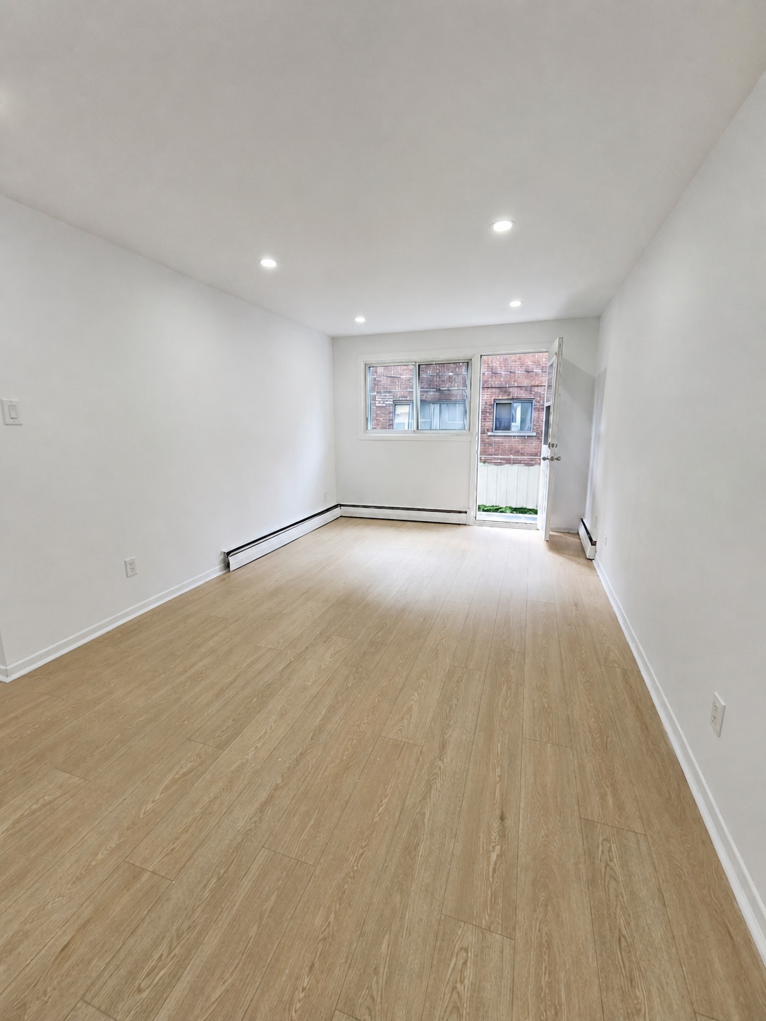 6255 Av. Faribault — photo 3