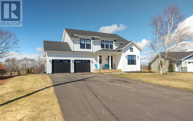 11 Smallwood Terrace Stratford, Prince Edward Island in Houses for Sale in Charlottetown