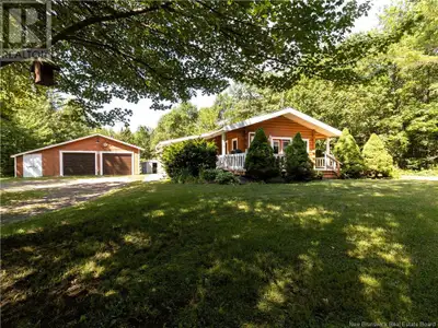Have you ever dreamed of full one-level, log home living? Meet 98 Ontario, a beautiful home with abs...