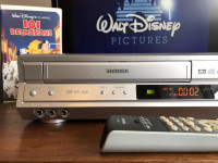 2004   TOSHIBA SD-V392 Video Cassette Recorder VHS   Player