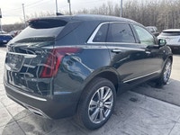 | Bose Performance Series 14-Speaker Audio | Hands-Free Power Liftgate | UltraView Panoramic Sunroof... (image 8)