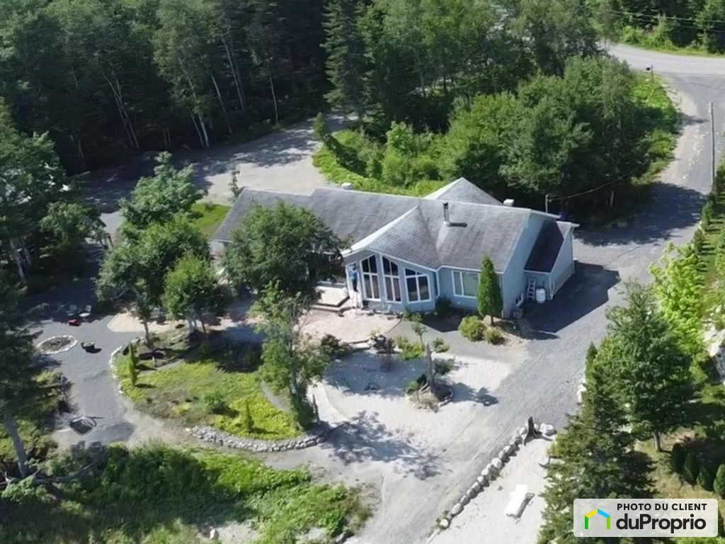 $816,000 - Bungalow for sale in Alma — photo 2