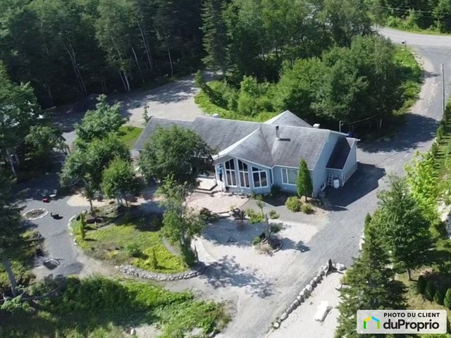 $816,000 - Bungalow for sale in Alma — photo 2