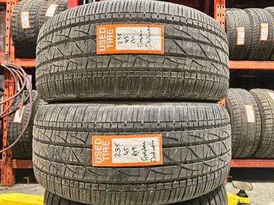 A pair of good used P235/45R19 Firestone Destination LE3 install and balance $250 Loose purchase $10...