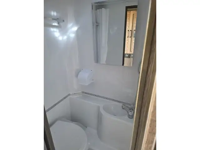 2026 Northern Lite Limited Edition 9-6LEWB Face-to-Face Dinette in Travel Trailers & Campers in Penticton - Image 15