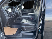 *** AMVIC Licensed *** ... Safety Equipment ABS And Driveline Traction Control Side Impact Beams Dua... (image 8)