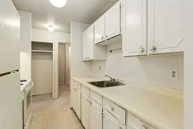 Affordable Apartments For Rent - Sutherland Manor - Apartment fo in Long Term Rentals in Medicine Hat - Image 6