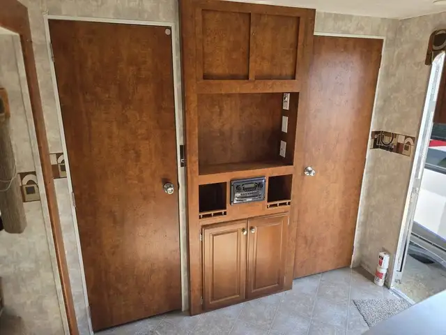 2008 Pacific Coachworks Tango 286 RBSS in Travel Trailers & Campers in Penticton - Image 8