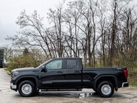 New 5.3L V8 Engine - 4x4 Drive for All-Terrain Capability - Advanced Safety Features including Lane... (image 6)