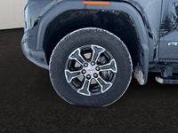 Remote Vehicle Starter System, Heated Driver & Front Passenger Seats, Off-Road Suspension with 2 Fac... (image 8)