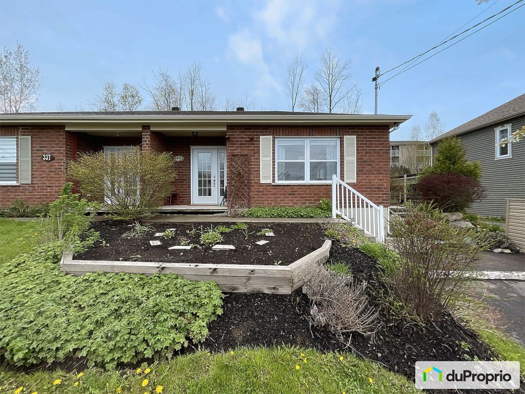 $433,160 - Semi-detached for sale in Magog — photo 2