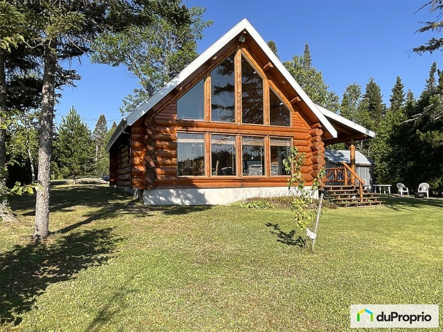 $359,000 - Cottage for sale in Hébertville — photo 1