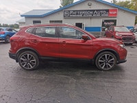 • Power_Steering • Power_Brakes • Power_Windows • Power_Seat • Power_Mirrors • Power_Locks • Power_S... (image 3)