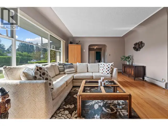 3455 HIGHLAND BOULEVARD North Vancouver, British Columbia in Houses for Sale in North Shore - Image 3