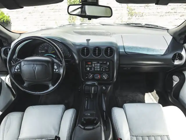 1995 Pontiac Firebird Trans Am | One Owner | Island car in Cars & Trucks in Cowichan Valley / Duncan - Image 32