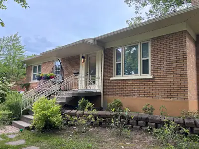 Très belle maison à louer, Ste-Foy, 4 chambres, Septembre