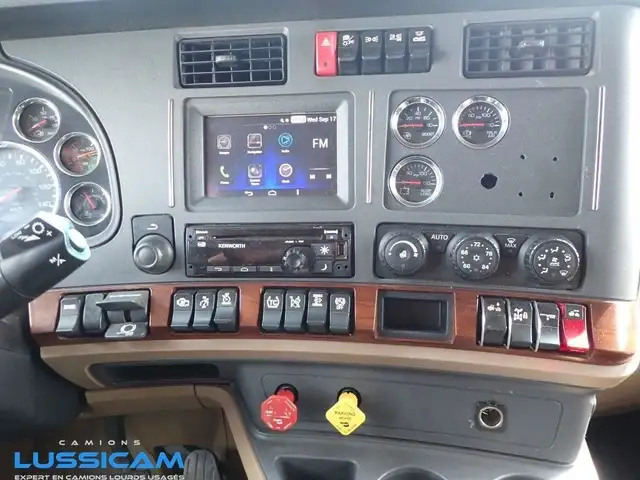 2020 Kenworth T680 in Heavy Equipment in Longueuil / South Shore - Image 18