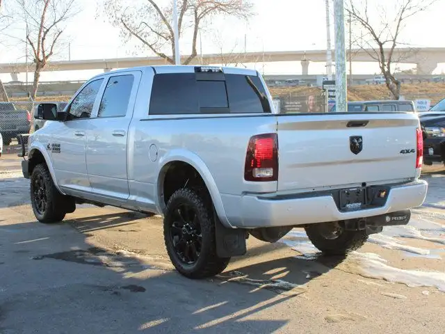 2016 Ram 3500 Laramie 4x4, AISIN, Sunroof, Cooled/Heated Leather in Cars & Trucks in Calgary - Image 14