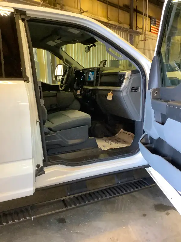2024 Ford F600 4x4 w/ Summit  Body *NOW AVAIL TO RENT* in Heavy Trucks in Vancouver - Image 8