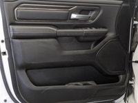 Come see this 2023 Ram 1500 Sport. Its Automatic transmission and Gas/Electric V-8 5.7 L/345 engine... (image 9)