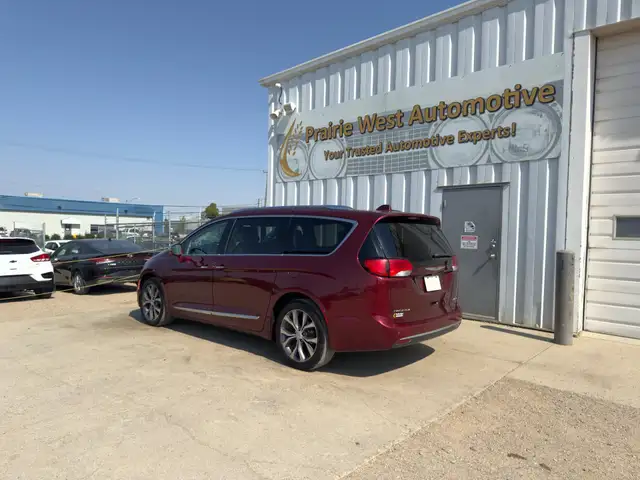 2017 Chrysler Pacifica Limited 7 Passenger | Command Start | Pow561999841036216326