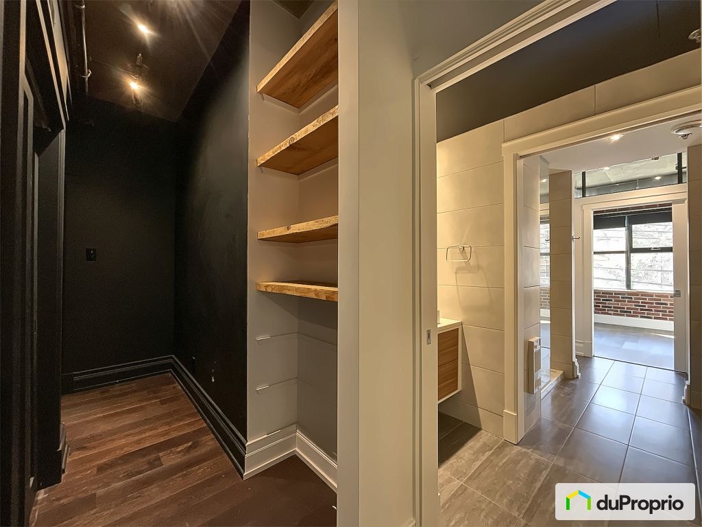 $425,000 - Condominium in Ville-Marie (downtown, old Mtl) — photo 3