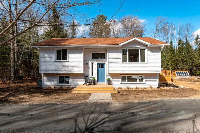 Renovated raised bungalow on a spacious 14.9 acre parcel in Houses for Sale in Muskoka