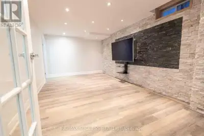 4484 JENKIN CIRCLE Mississauga (Hurontario), Ontario