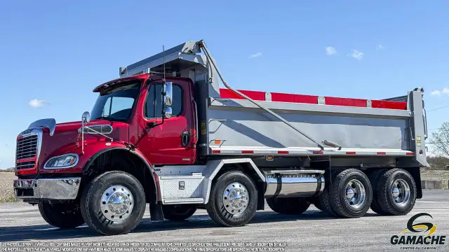 2009 FREIGHTLINER M2 112 BENNE BASCULANTE / CAMION DOMPEUR 12 RO in Heavy Trucks in Longueuil / South Shore - Image 3