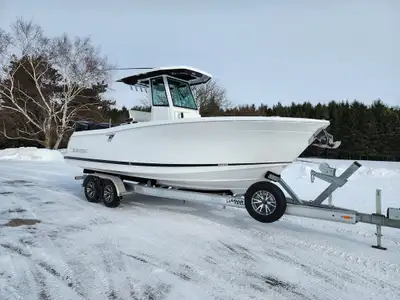 New 2026 Blackfin 252CC for sale in Ontario. Powered by twin four-stroke Mercury 200XL Outboards (DT...