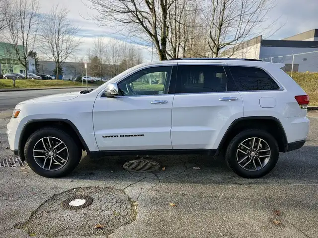 2017 Jeep Grand Cherokee Limited 4WD in Cars & Trucks in Delta/Surrey/Langley - Image 9