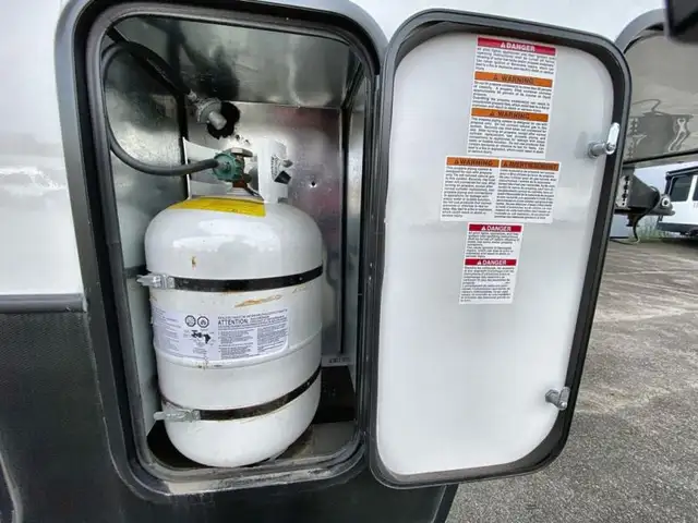 2022 Keystone RV Arcadia 3940LT in Travel Trailers & Campers in Kamloops - Image 39