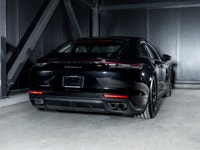 . Engine: V6 Cylinder Engine L/100Km City: 13.1 L/100Km Hwy: 9.8 (image 2)