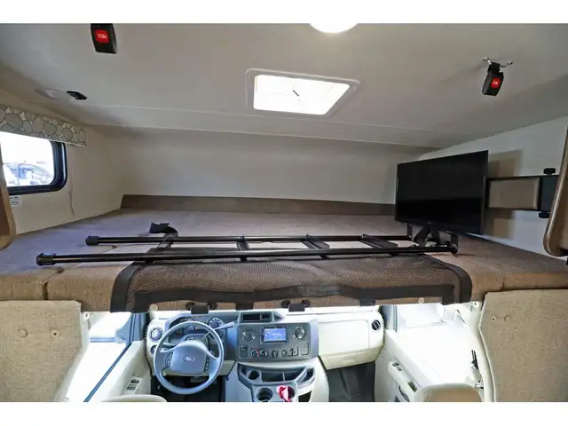 2020 Coachmen Freelander 26DS 1 extension Classe C 27 pieds in RVs & Motorhomes in Laval / North Shore - Image 22
