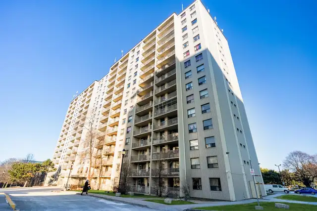 30 Tuxedo Court Apartments - 3 Bedroom available at 30 Tuxedo Co in Long Term Rentals in City of Toronto - Image 16