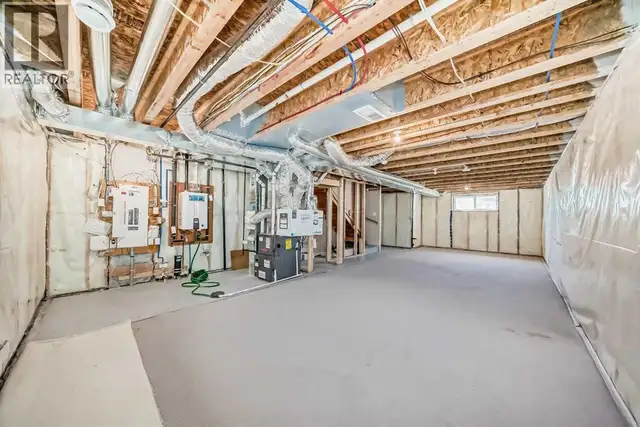 80 Magnolia Way SE Calgary, Alberta in Houses for Sale in Calgary - Image 35