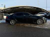 The 2019 Lexus IS 300 AWD with the Luxury Package is a standout choice in the Canadian compact luxur... (image 1)
