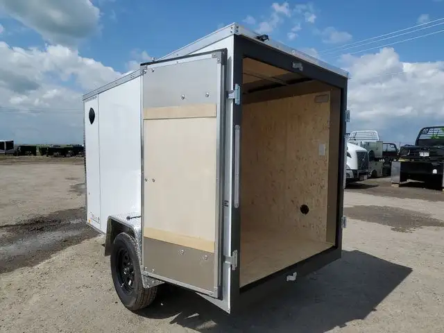 2026 Formula Trailers 5x10ft Enclosed Cargo in Cargo & Utility Trailers in Edmonton - Image 15