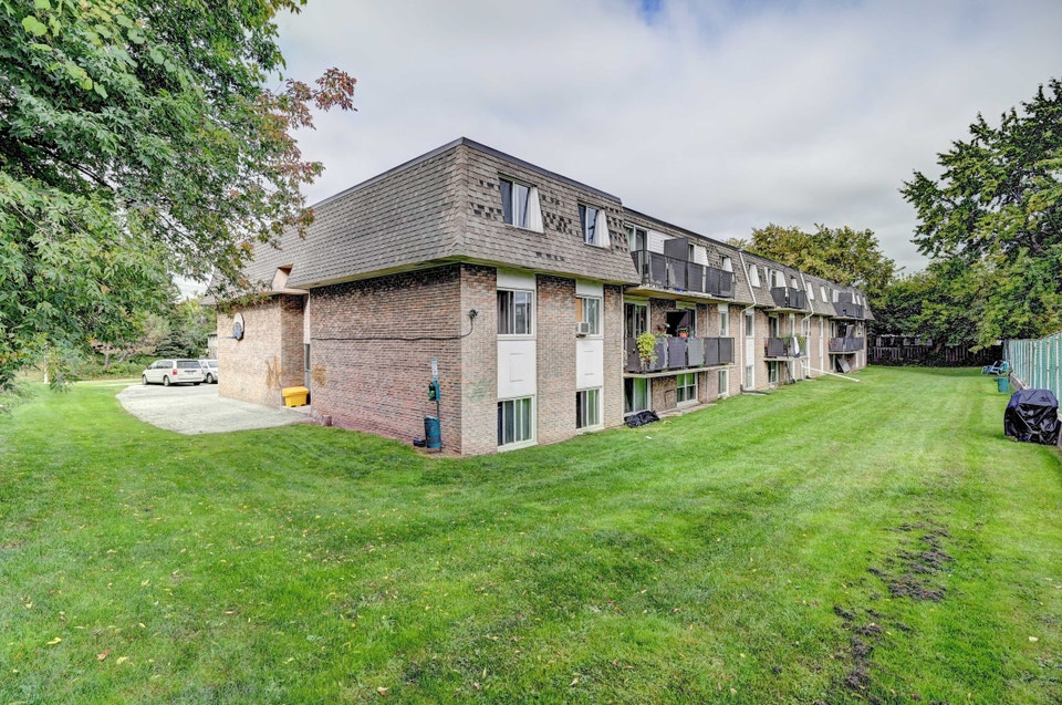 Galt View Apartments - 1 Bedroom, 1 Bath Apartment for Rent - Ca 2