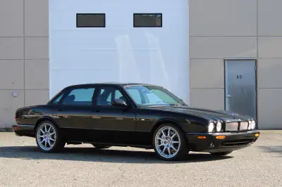 Presenting the rare 2002 Jaguar XJR 100, one of only 500 units produced worldwide- this is a USA spe...