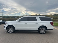 Leather Seats, Cooled Seats, Sunroof, Android Auto, Apple CarPlay! This 2022 Ford Expedition is for... (image 1)