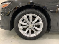 Check out this vehicle's pictures, features, options and specs, and let us know if you have any ques... (image 5)