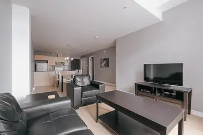 Appartement 4 1/2 dans un immeuble situé au coeur du Vieux-Lévis, localisation de choix à 1 km du tr...