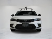 This 2022 Honda Civic Si is a local Ontario vehicle, designed for those who crave a spirited driving... (image 6)