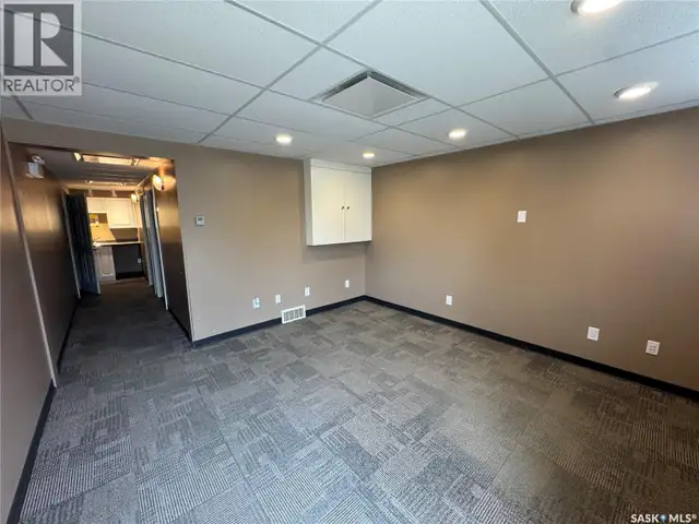 102 Sims AVENUE Weyburn, Saskatchewan in Commercial & Office Space for Sale in Regina - Image 21